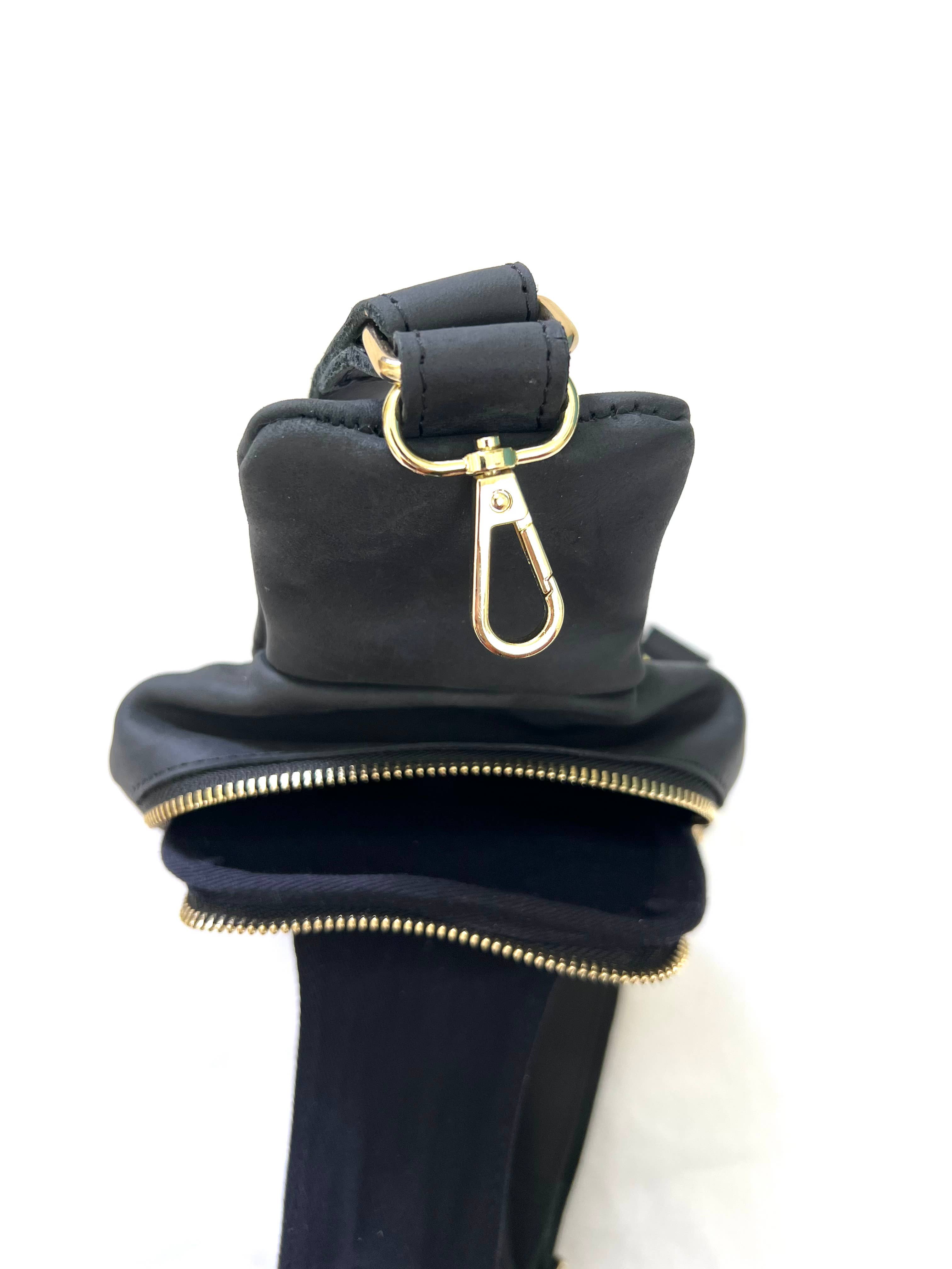 Crowned Free Sling Bag - Black