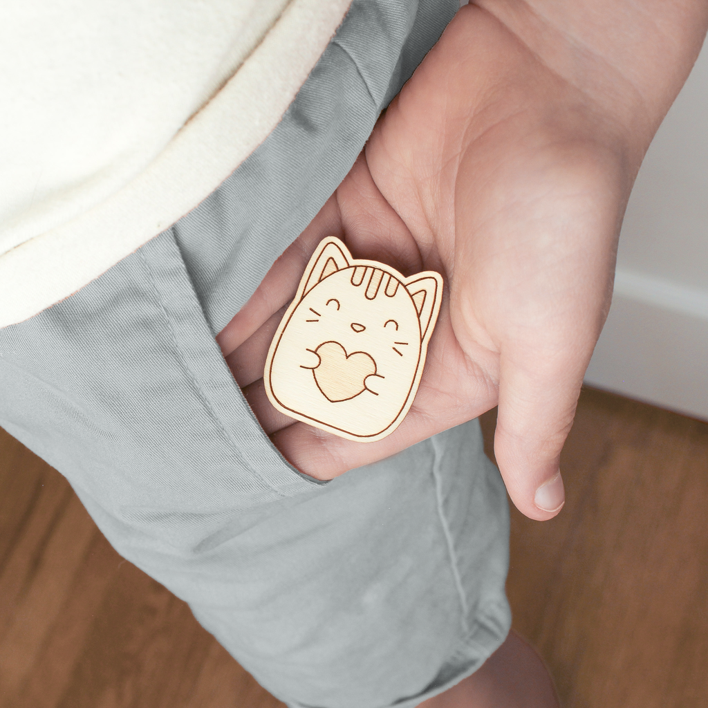 Froggy Wooden Pocket Hug