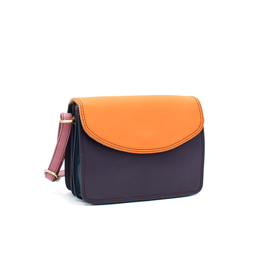 Beth Plain · Crossbody Bag