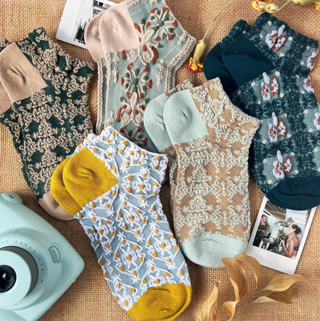 Haden Floral Ankle Socks