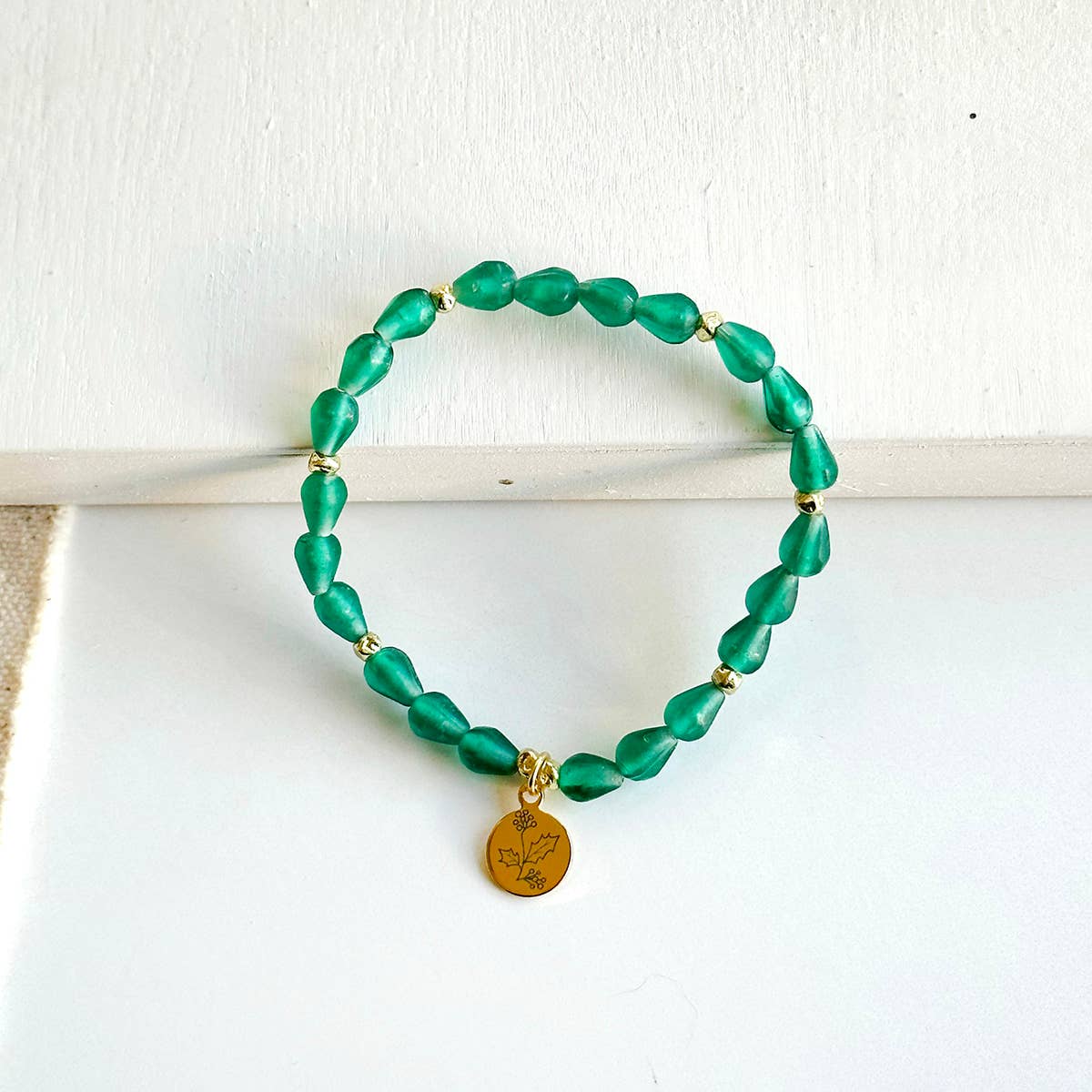 December • Birth Flower Bracelet