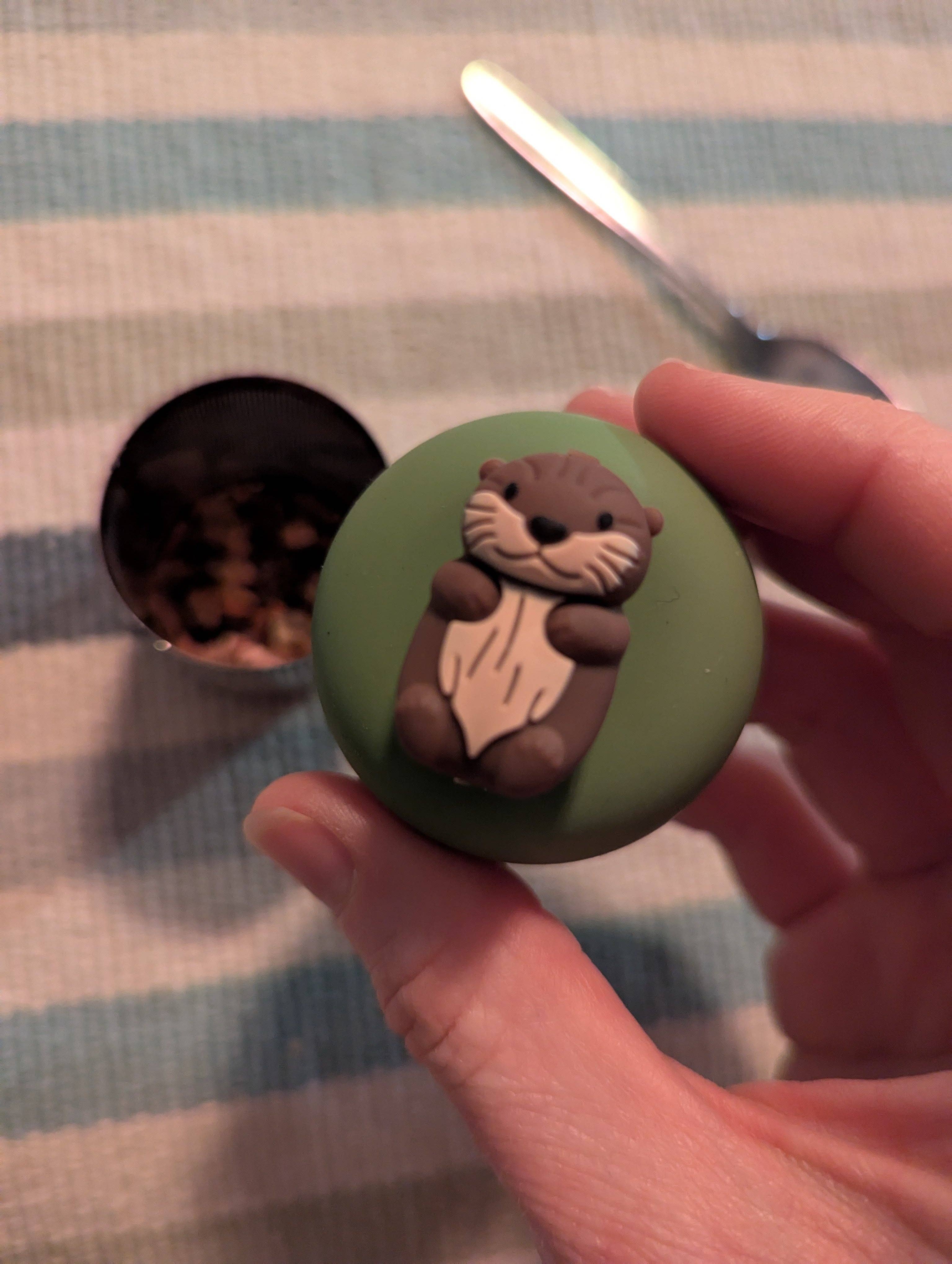 Otter | Floating Tea Steeper | Green Base | Brown Otter
